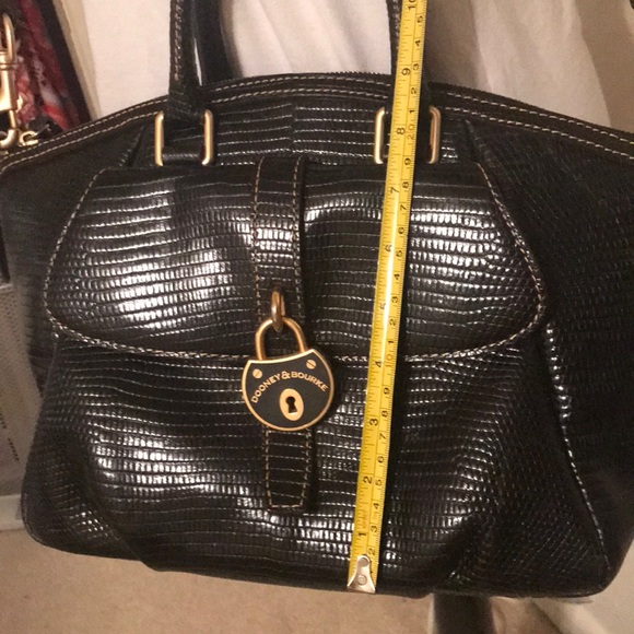 Dooney&Buorke - Picture 4 of 8